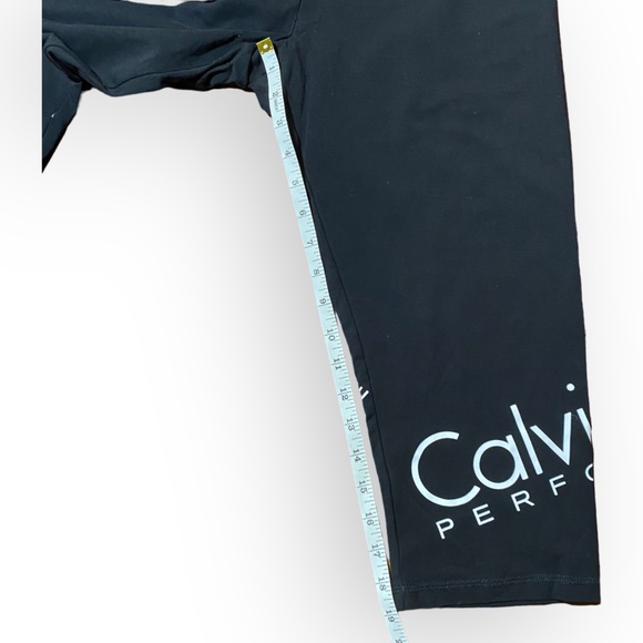 NWOT Calvin Klein 3/4 Length Black White Logo Yoga Exercise Pants Size XL - Picture 7 of 10